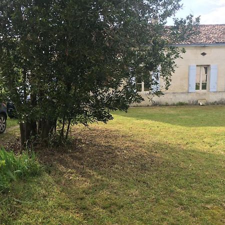 Appartement Maison Au Calme Proche Des Cures à Jonzac Extérieur photo