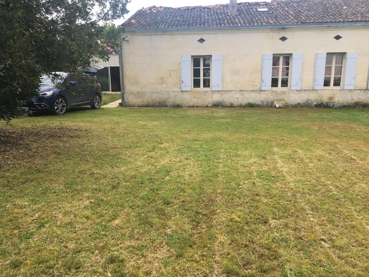 Appartement Maison Au Calme Proche Des Cures à Jonzac Extérieur photo